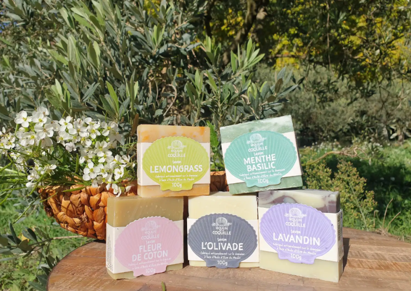 Gamme de savons solides artisanaux et naturels