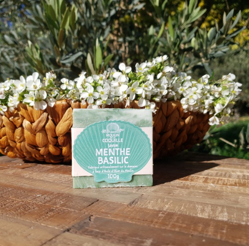 Savon Menthe et Basilic artisanal du Moulin de la Coquille